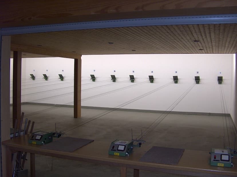 Elf Bahnen für Druckluftwaffen